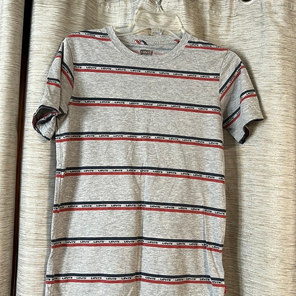 shirt in good condition